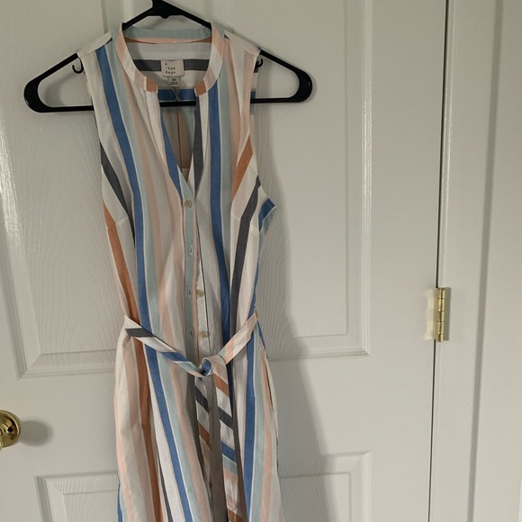 A New Day Sleeveless Dress - Picture 2 of 3